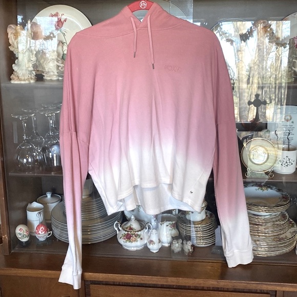 ROXY cropped ombré hoodie with draw strings. - Picture 2 of 13